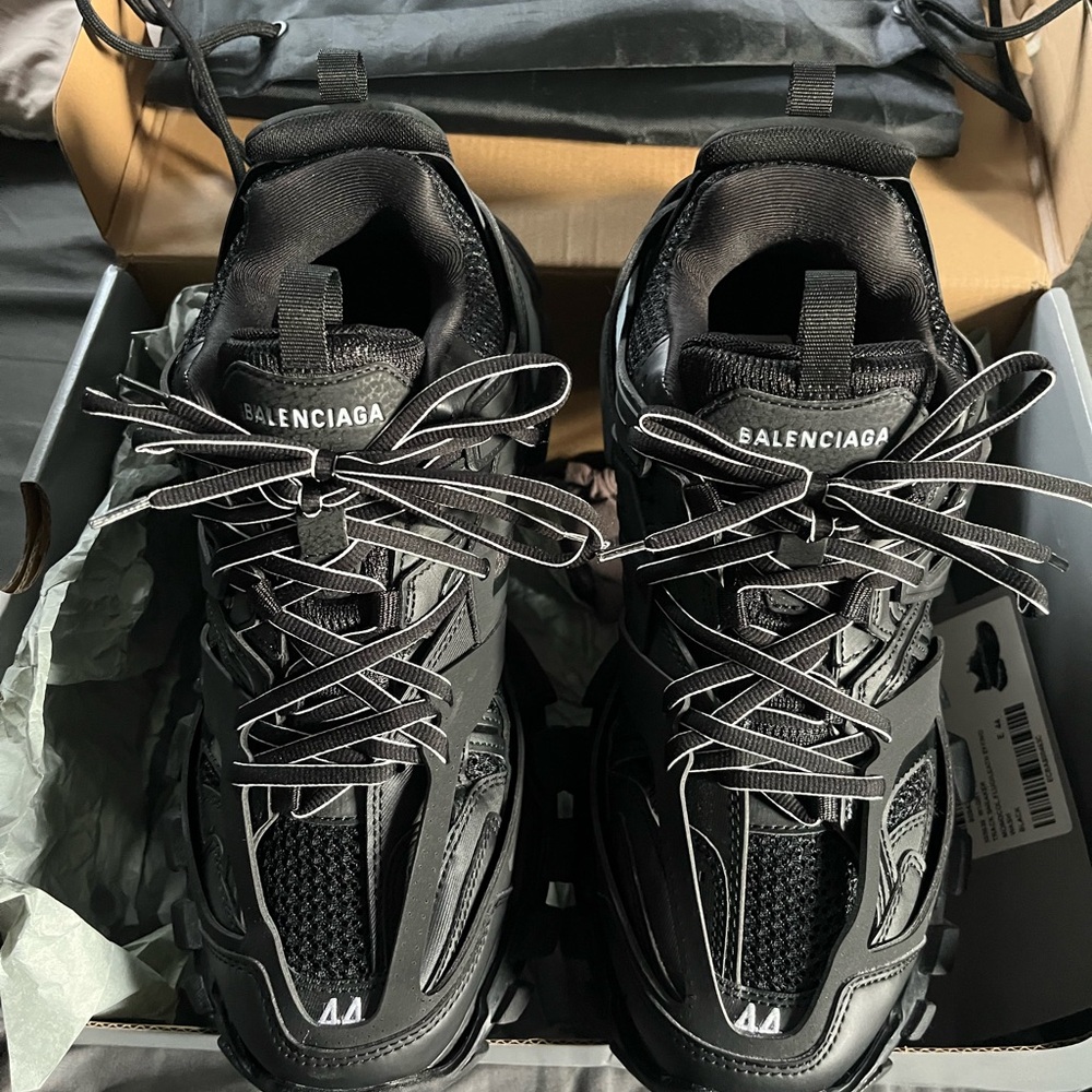 Balenciaga Men's LED size 10